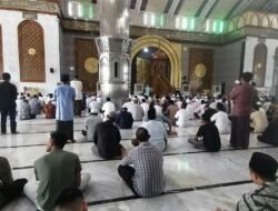 Jum’at Beriman. Kut’bah Ustad H. Nasruddin, M.Pd, di Mesjid Agung AL-FALLAH Kota Langsa.