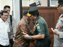 Mendagri dan Menekraf tiba di Aceh untuk Hadiri Pelantikan Gubernur dan Wagub Aceh.