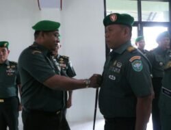 Dandim 0104/Atim Pimpin Tradisi Penerimaan Warga Baru dan Serah Terima Jabatan Perwira