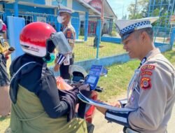 Sebar Brosur Operasi Keselamatan Seulawah 2025, Satlantas Polres Aceh Timur Ajak Masyarakat Tertib Berlalulintas