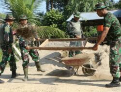 Satgas TMMD Ke-123 Reg Hari Ini, Selesaikan Pemasangan Tombak Layar pada Pembangunan Rumah di Bukit Meutuah