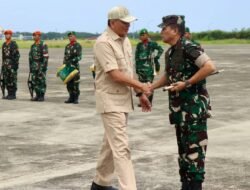 Pangdam Iskandar Muda Sambut Kedatangan Menteri Pertahanan RI di Bandara SIM Aceh.