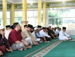 Kapolres Aceh Timur Sholat Id Bersama Masyarakat di Masjid Babuttaqwa