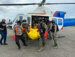 Dua Jenazah Korban KKB Berhasil Dievakuasi ke RSUD Dekai, Ops Damai Cartenz Tegaskan Proses Identifikasi dan Pengejaran Terus Berjalan