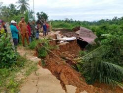 Peduli di Tengah Bencana: Danramil 20/PB dan Muspika Pantee Bidari Tinjau Lokasi Longsor, Salurkan Bantuan Untuk Warga