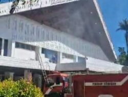 Gedung Paripurna DPR Aceh Terbakar di Tengah Memanasnya Isu Empat Pulau