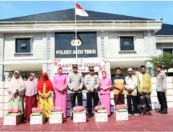 Perayaan Hari Bhayangkara ke-79, Polres Aceh Timur Serahkan Bansos 200 Paket Sembako