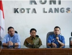 Walikota dan Wakil Walikota Langsa Lepas Atlet Futsal Berangkat Pra Pora ke Pidie