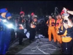 Satpolairud Polres Aceh Timur Bersama Tim Gabungan Jemput ABK KM. Peuga Laot Yang Tenggelam di Selat Malaka