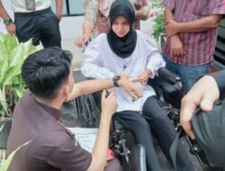 Kisah Haru, JPU Adam Al Fattah Hampiri Korban dan Tunjukkan Empati Mendalam Kepada Massyura yang Tak Kuasa Menahan Tangis Saat Sidang Usai digelar