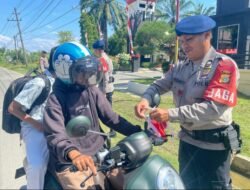 Satuan Brimob Kompi 2 Batalyon B Pelopor Polda Aceh Jelang Hari Ulang Tahun Ke-80 Kemerdekaan RI Laksanakan Kegitan Bagi Bendera