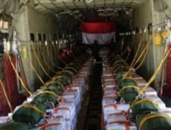 TNI Melalui Satgas Merah Putih-II Berhasil Daratkan Bantuan Logistik ke Jalur Gaza Palestina pada Perayaan HUT RI Ke-80