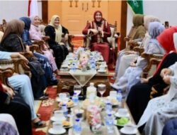 Istri Gubernur Aceh Marlina Muzakir Gelar Pertemuan Dengan Seluruh Istri Mantan Panglima Wilayah GAM Seluruh Aceh