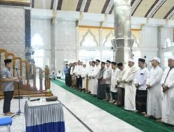 Walikota Langsa Kukuhkan Pengurus Mesjid Agung Darul Falah Kota Langsa Masa Bakti 2025-2030.