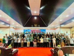 Wakil Rektor I IAIN Langsa Tutup Raker IAIN Langsa 2025 di BDK Medan