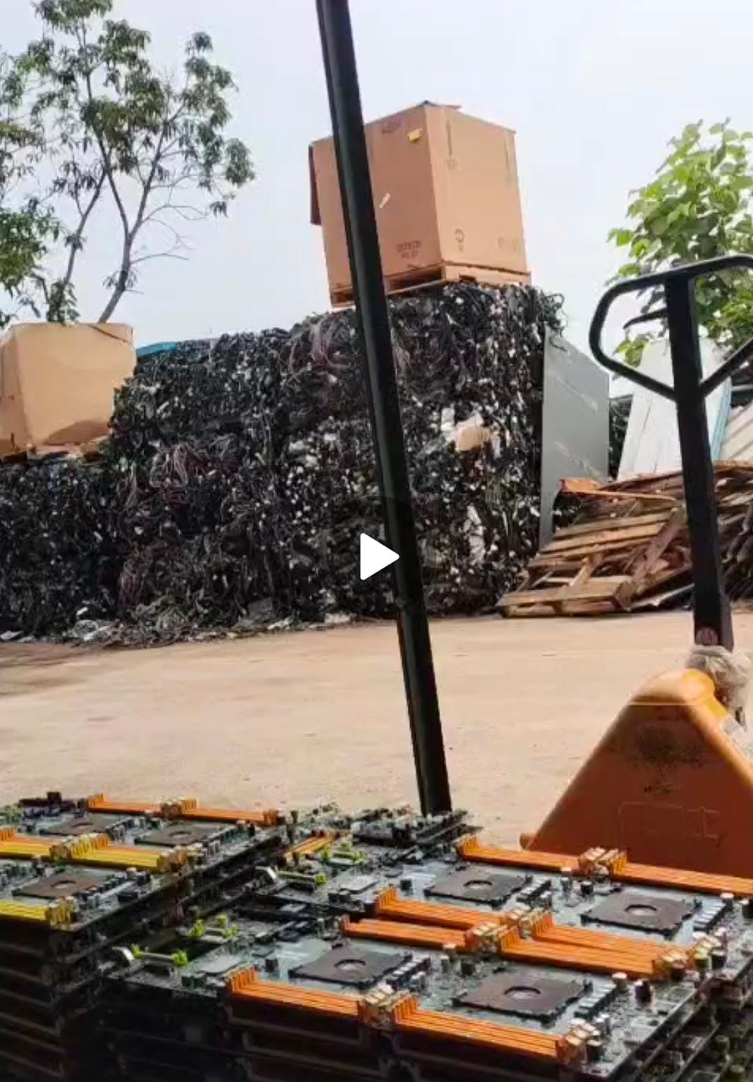 Limbah B3 dekat PT AMI Tj Uncang akan segera Dilaporkan oleh Team LIBAS Kepri