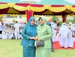 Istri Wakil Bupati Aceh Timur Ny. Erni Handayani Hadiri Upacara HKN Ke-61 yang Dipusatkan di Simpang Ulim