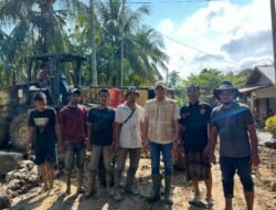 Wakil Bupati Aceh Timur, Contoh Pemimpin yang Mengabdikan diri Untuk Membantu Warga yang Terdampak Banjir Besar