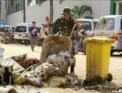 Kodim 0104/Aceh Timur Gelar Karya Bakti Bersihkan RSUD Kota Langsa Pasca Banjir