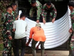 Kodim 0104/Aceh Timur dan Yonif TP 853/Bawar Rejebur Bangun Konektivitas Warga Lewat Jembatan Aramco Pasca Bencana