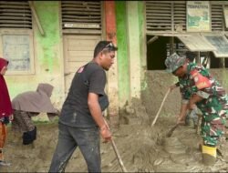 Ketika TNI Turun Membersihkan, Pendidikan Kembali Berjalan