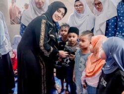 Ny Erni Handayani, T. Zainal Abidin, S.Keb Hadiri Sekaligus Buka Acara Resmi Kegiatan Penguatan Karakter & Ketangguhan Anak TK/PAUD Melalui Roadshow Berkisah