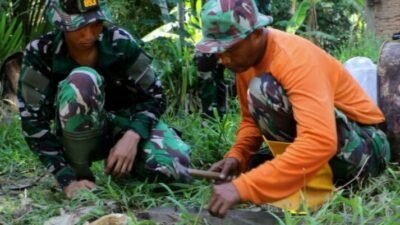 Satgas TMMD Reg ke-128 Lanjutkan Pembangunan RTLH, Fokus Perakitan Tulangan Besi