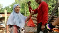 3 Hari Dikerjakan, Rumah Ibu Rugaiyah Sudah Dipasang Kusen