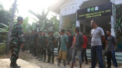 Apel Pagi TMMD Ke-128, Lettu Inf Muslimin Tekankan Disiplin dan Humanis kepada Masyarakat