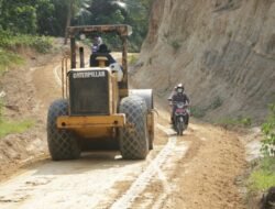 Akses Antar Desa Segera Terbuka, Personel TMMD Fokus Pengerasan Jalan