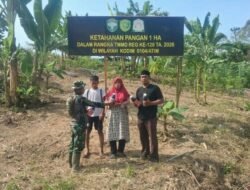 Bangkitkan Pertanian Desa, Satgas TMMD Kodim 0104 Serahkan Bantuan Pestisida