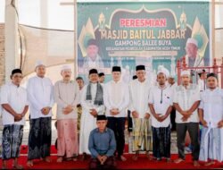 Wakil Bupati Aceh Timur. T. Zainal Abidin Resmikan Masjid Baitul Jabbar Bersama Tokoh Agama