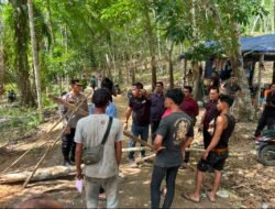 Polres Aceh Timur Amankan Lokasi Kebakaran Penampungan Minyak Tradisional di Darul Ihsan.