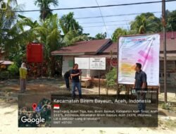 Semangat Jumat Bersih, PJ Keuchik Buket Tiga Ajak Perangkat Gotong Royong Jaga Lingkungan Kantor Sehat.