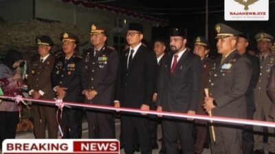 Dandim 0104/Atim Ikuti Taptu Pawai Obor dan Apel Kehormatan Renungan Suci Sambut HUT Kemerdekaan RI Ke-81  